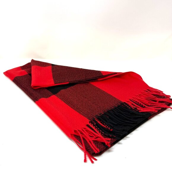 🆕️ Buffalo Plaid Cashmere Feel Scarf - Picture 2 of 2